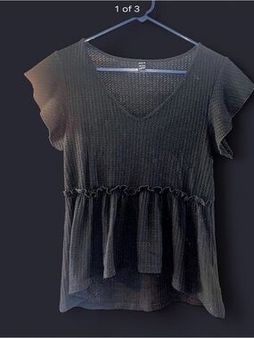 SHEIN Black V-Neck Ruffle-Peplum Knit Top